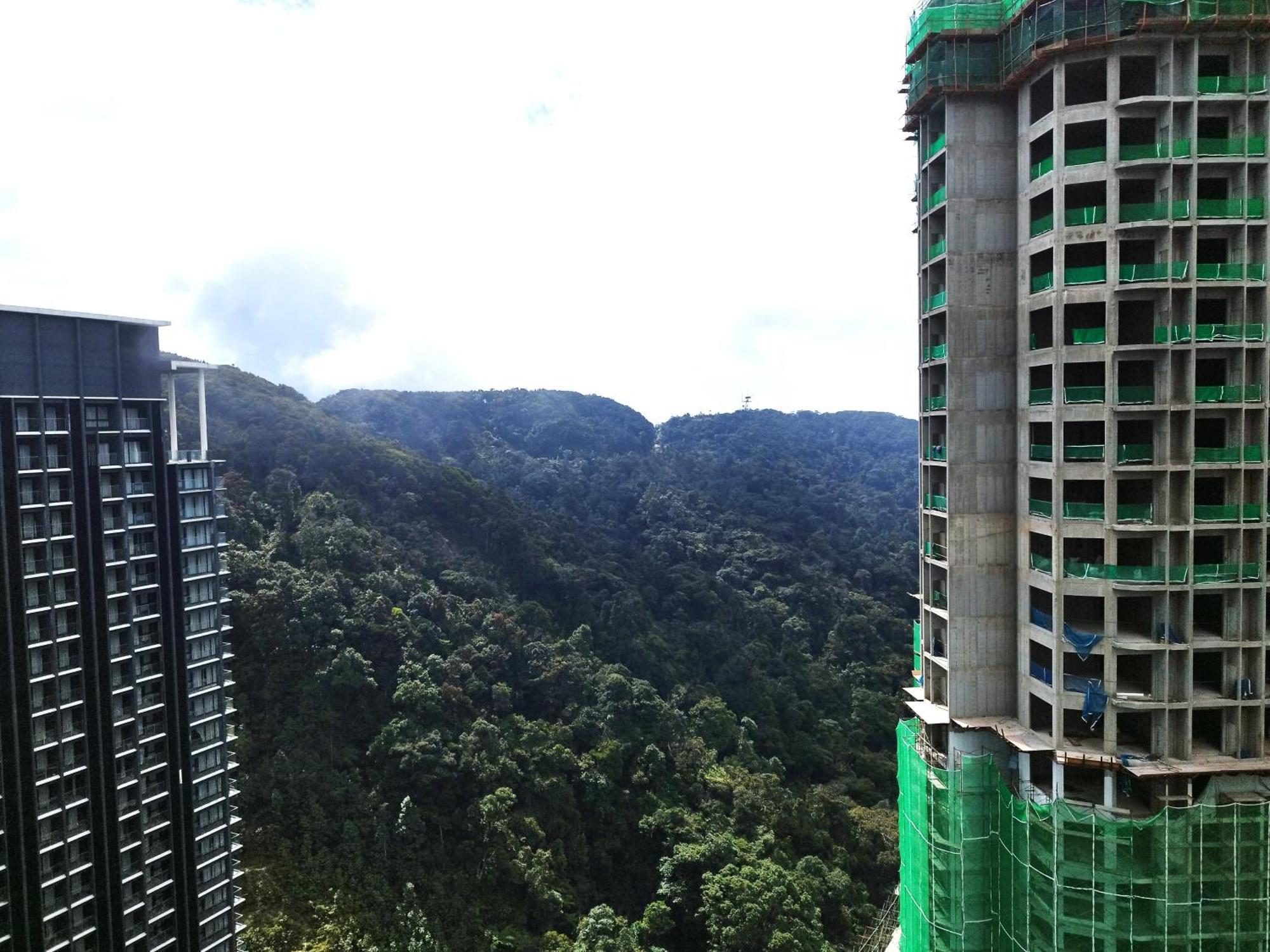 Genting Smokystaycationhut At Ion Delemen Apartment